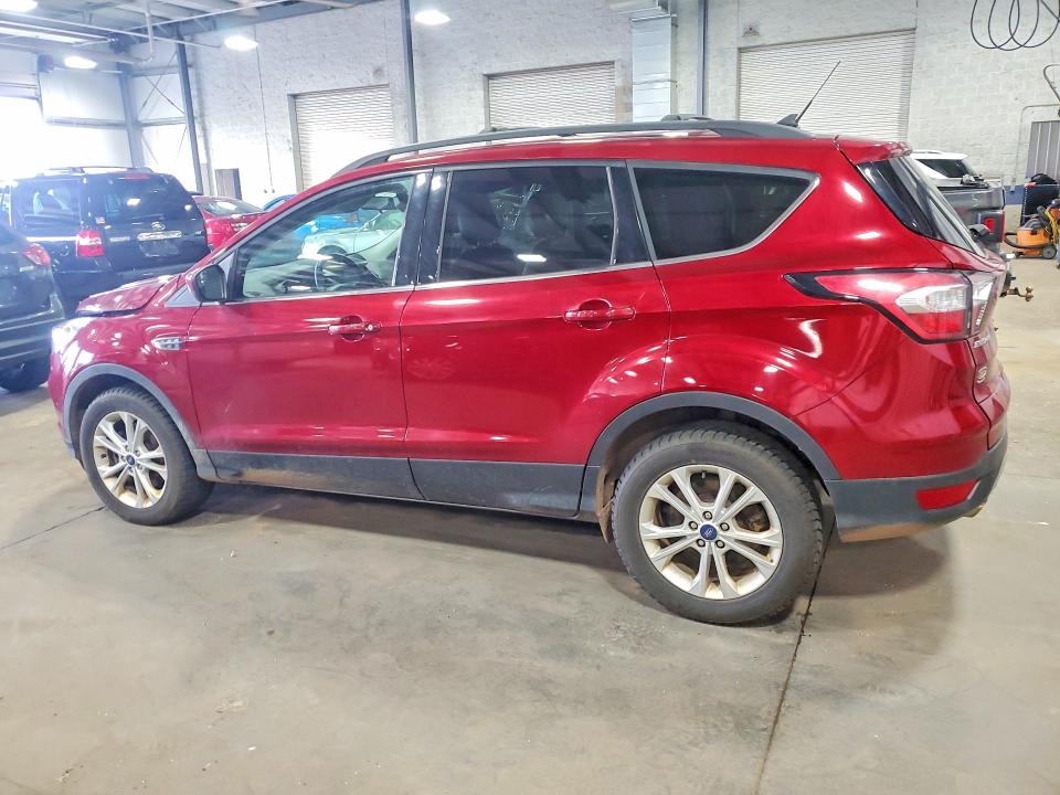 Photo 2 from auction – 2018 FORD ESCAPE with VIN 1FMCU9HD7JUC35305