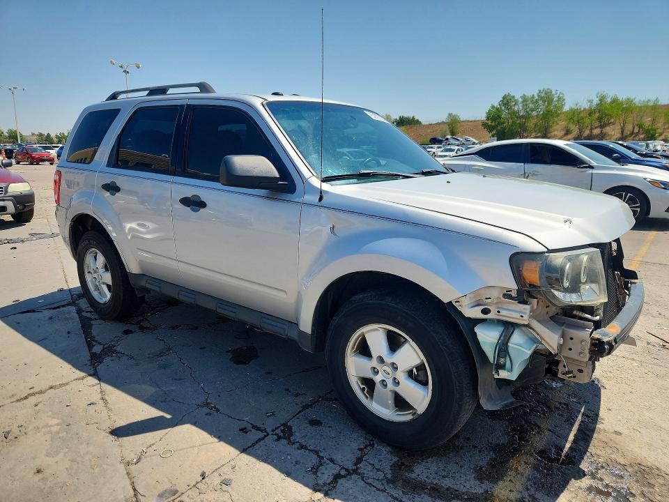 Photo 4 from auction – 2012 FORD ESCAPE with VIN 1FMCU9DG2CKC74687