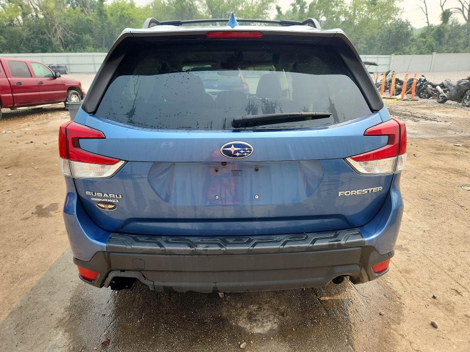 Photo 6 from auction – 2019 SUBARU FORESTER with VIN JF2SKAGC7KH462859