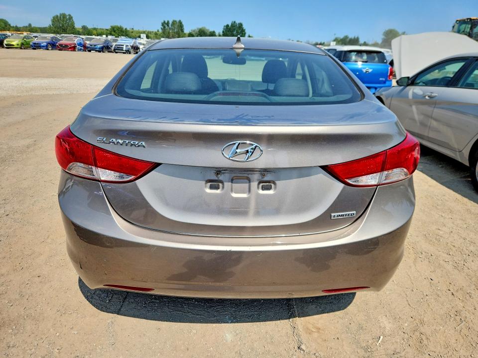 Photo 6 from auction – 2013 HYUNDAI ELANTRA with VIN 5NPDH4AE6DH257586