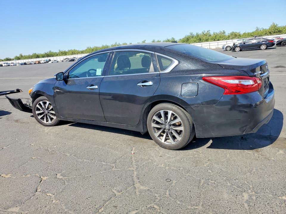 Photo 2 from auction – 2017 NISSAN ALTIMA with VIN 1N4AL3AP8HC177579