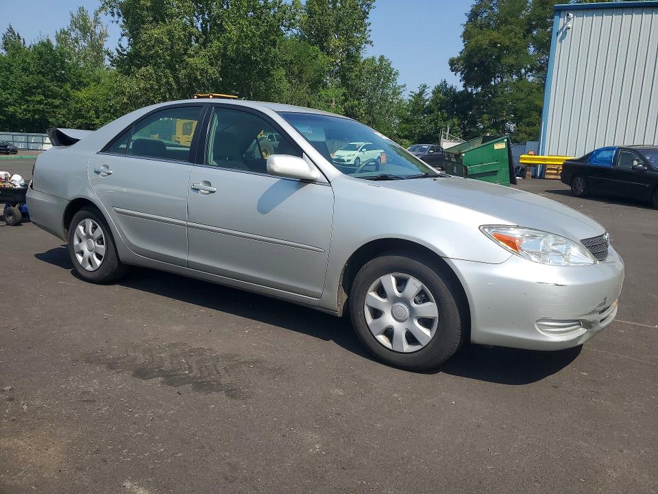 Photo 4 from auction – 2002 TOYOTA CAMRY with VIN 4T1BE32K02U597443