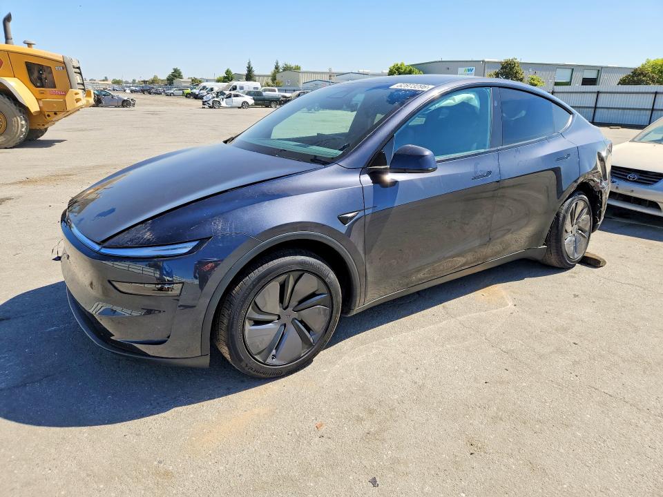 TESLA MODEL Y 2026 with VIN 7SAYGDED1TF660140 - Photo from auction