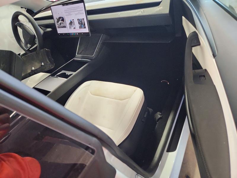 صورة رقم 8 من المزاد - 2026 TESLA MODEL Y مع VIN 7SAYGDEE2TF439591