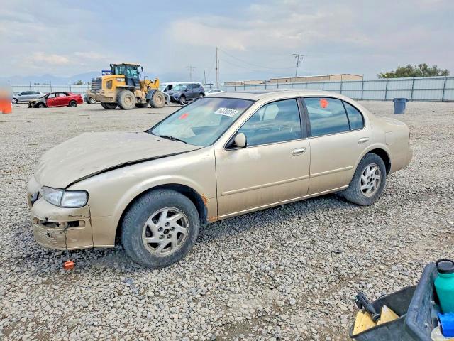 NISSAN MAXIMA 1995 with VIN JN1CA21D2ST031018 - Photo from auction