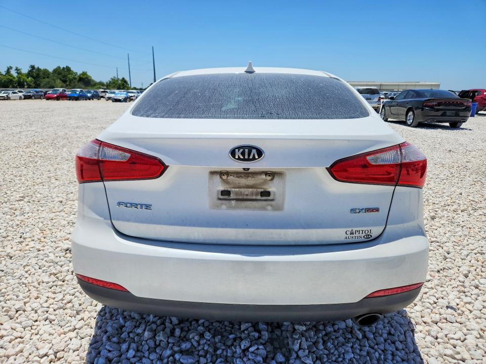 Photo 6 from auction – 2014 KIA FORTE with VIN KNAFX4A82E5090938
