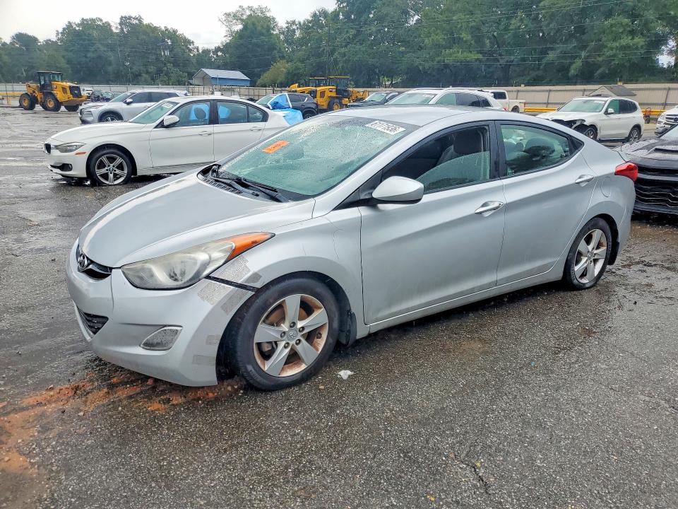 HYUNDAI ELANTRA 2013 with VIN 5NPDH4AE5DH298419 - Photo from auction