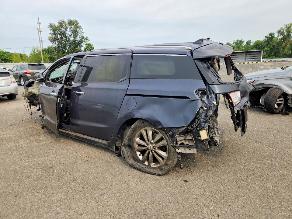 Photo 2 from auction – 2016 KIA SEDONA with VIN KNDME5C17G6147511