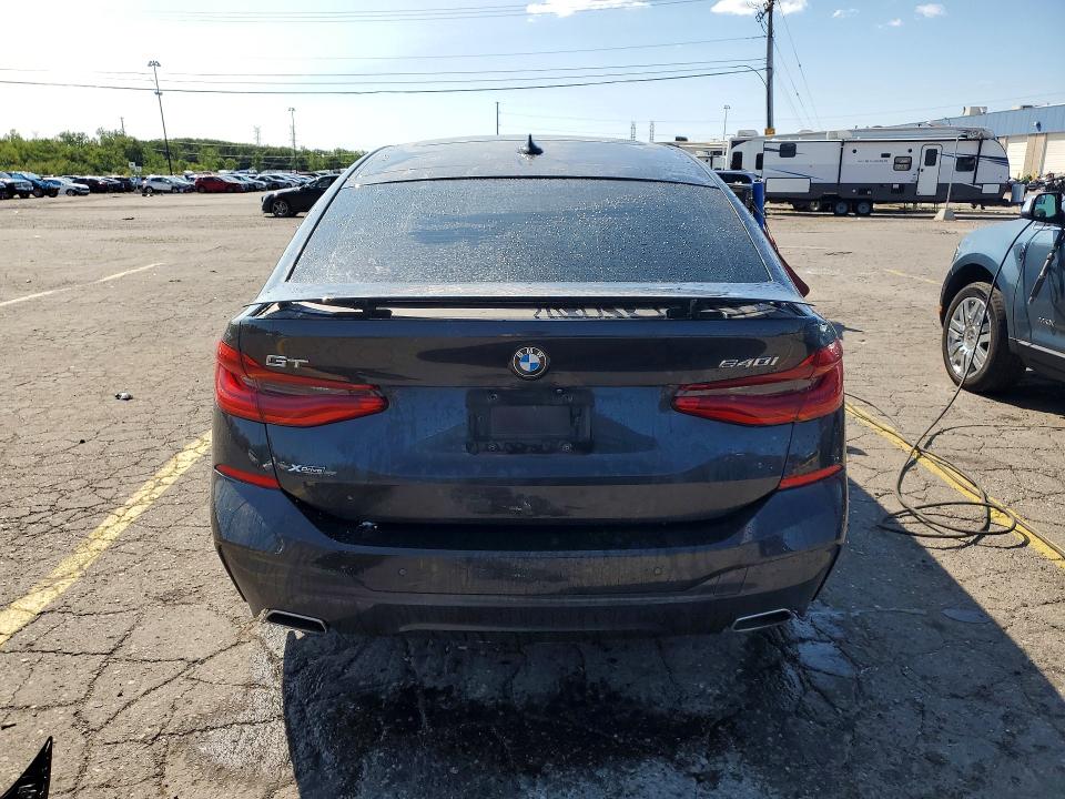 Photo 6 from auction – 2018 BMW 640 with VIN WBAJV6C5XJBJ99657