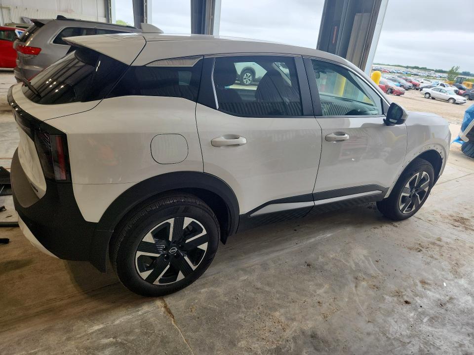 Photo 3 from auction – 2025 NISSAN KICKS with VIN 3N8AP6CB1SL330370