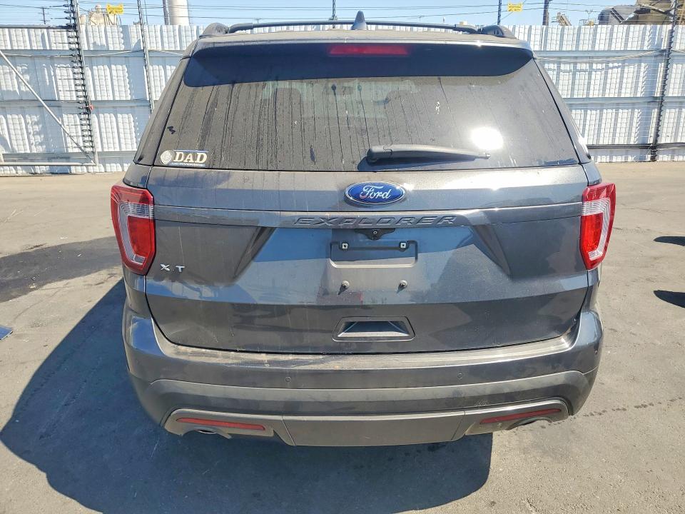 Снимка 6 от търг – 2017 FORD EXPLORER с VIN 1FM5K7D86HGD04084
