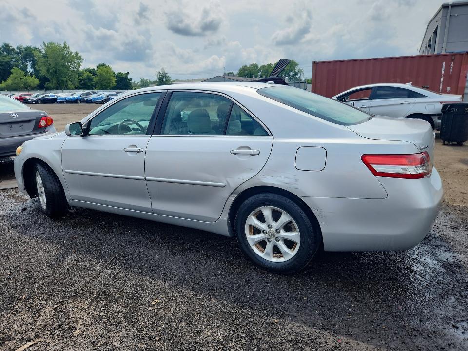 Photo 2 from auction – 2011 TOYOTA CAMRY with VIN 4T4BF3EK1BR106473