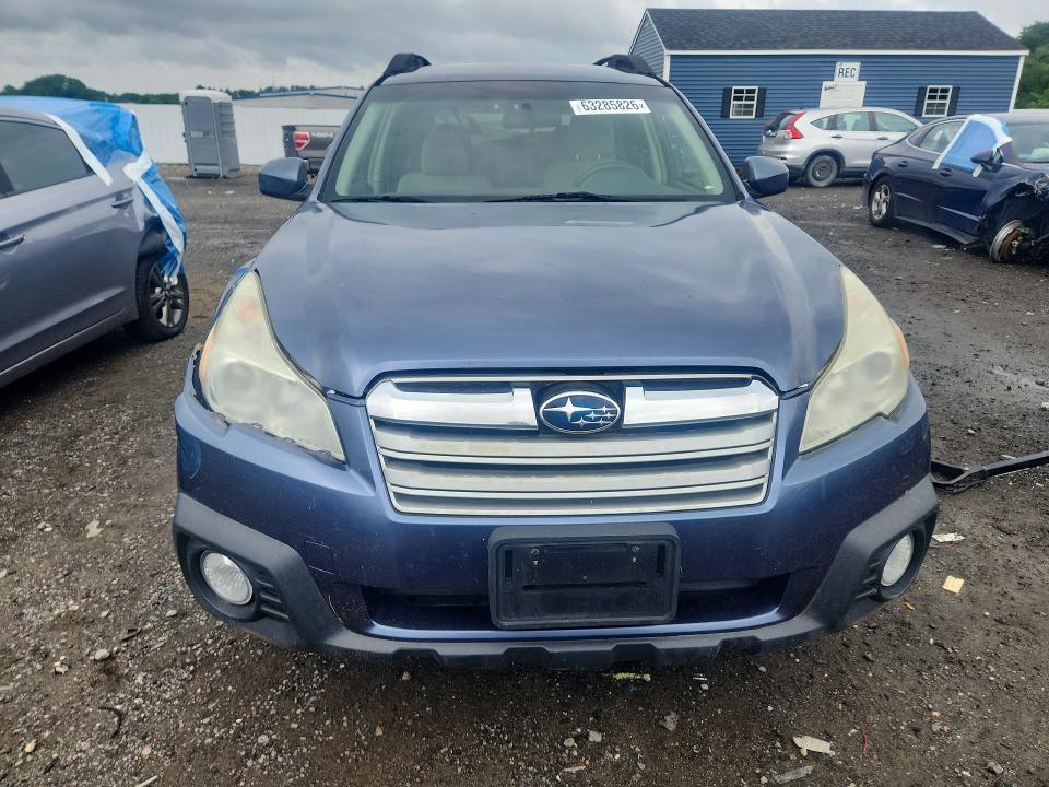 Photo 5 from auction – 2014 SUBARU OUTBACK with VIN 4S4BRBCC4E3273900