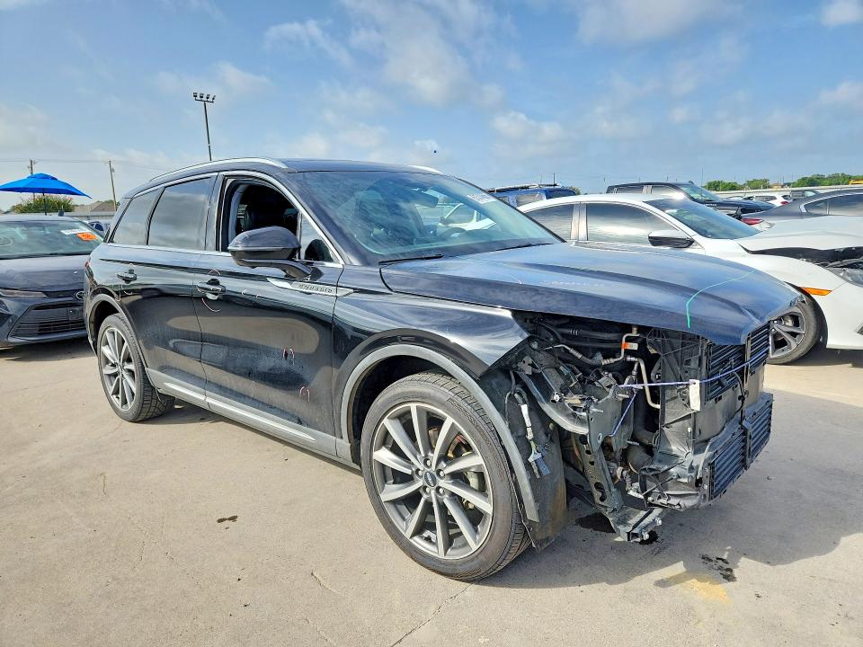 Photo 4 from auction – 2020 LINCOLN CORSAIR with VIN 5LMCJ2C94LUL17737