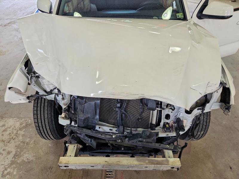 Photo 11 from auction – 2022 TOYOTA TACOMA with VIN 3TYAX5GN9NT034221