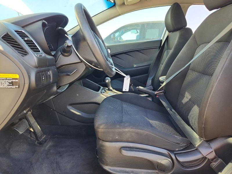 Photo 7 from auction – 2017 KIA FORTE with VIN 3KPFK4A72HE143672