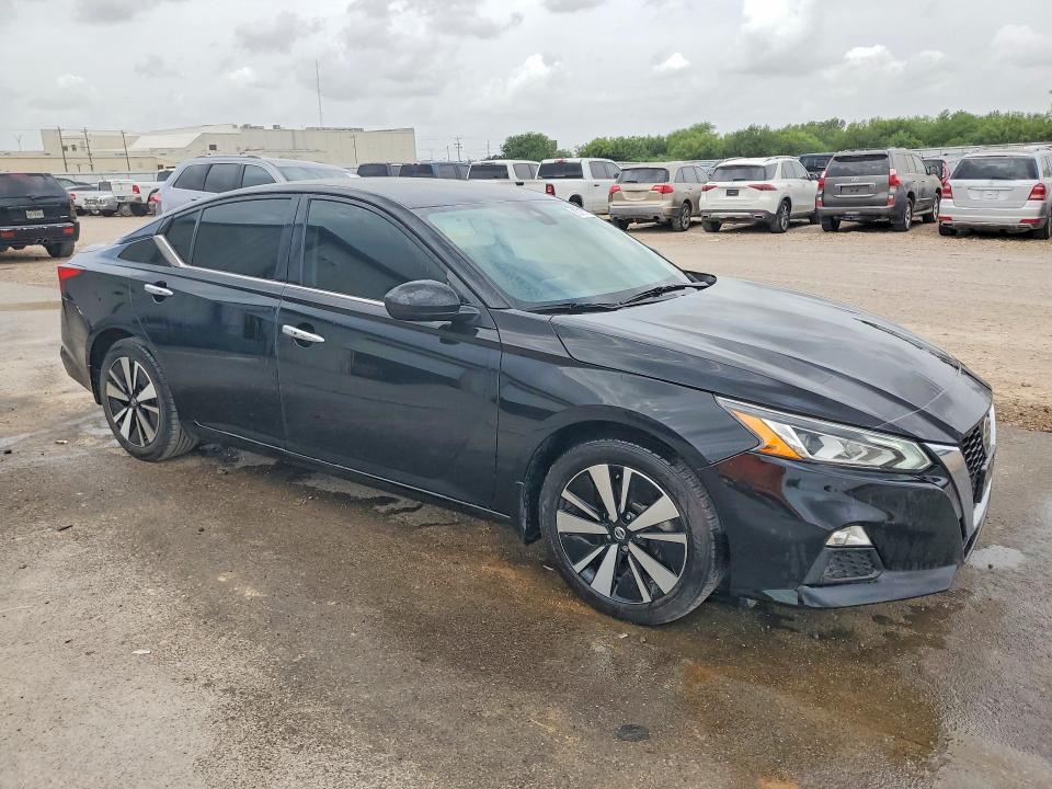 Photo 4 from auction – 2021 NISSAN ALTIMA with VIN 1N4BL4DV6MN417618