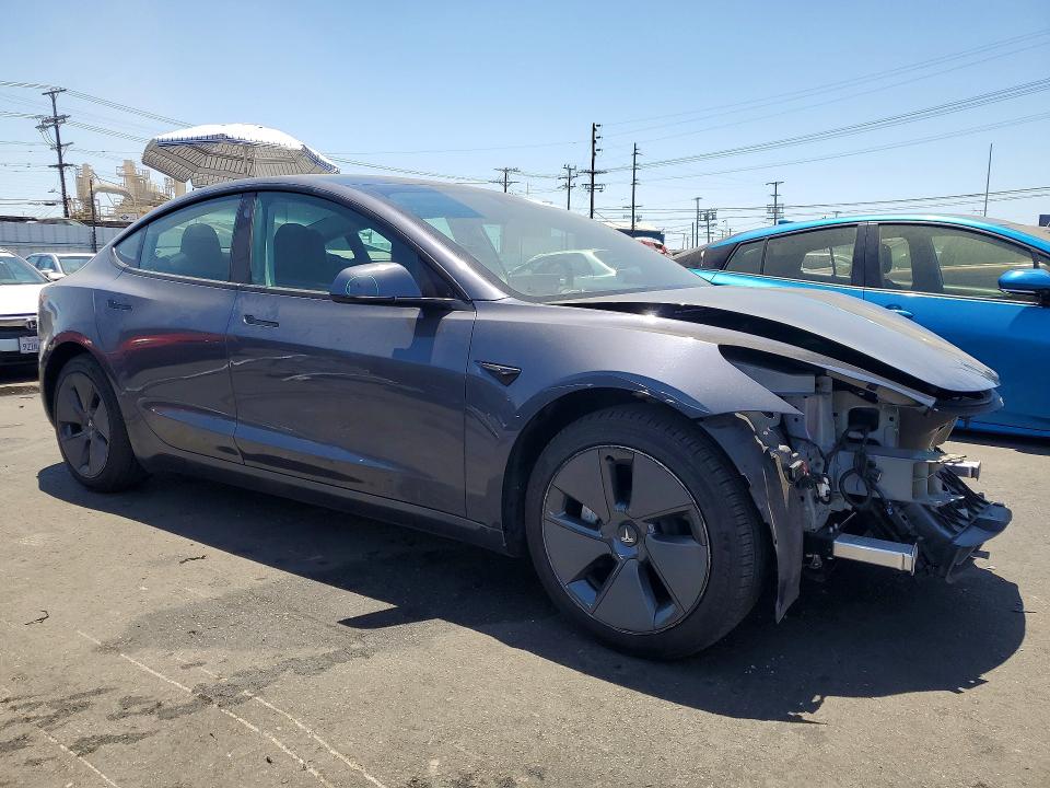 صورة رقم 4 من المزاد - 2023 TESLA MODEL 3 مع VIN 5YJ3E1EA1PF401140
