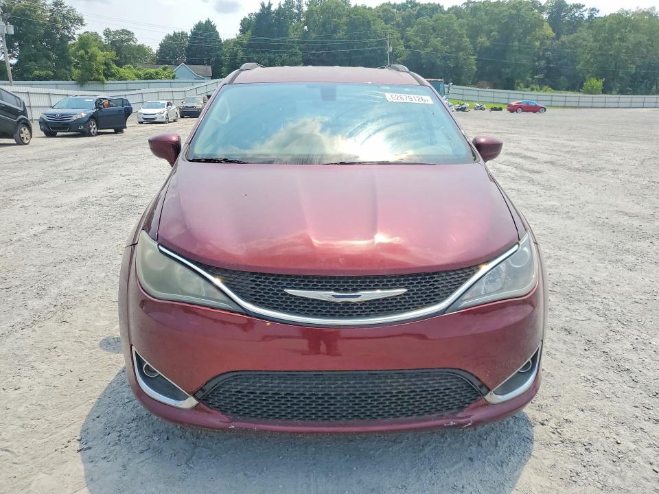 Photo 5 from auction – 2017 CHRYSLER PACIFICA with VIN 2C4RC1BG2HR569402