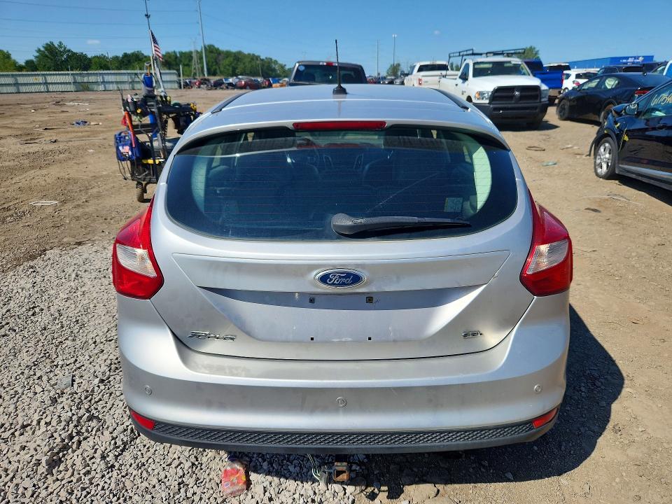 Photo 6 from auction – 2012 FORD FOCUS with VIN 1FAHP3M29CL221407