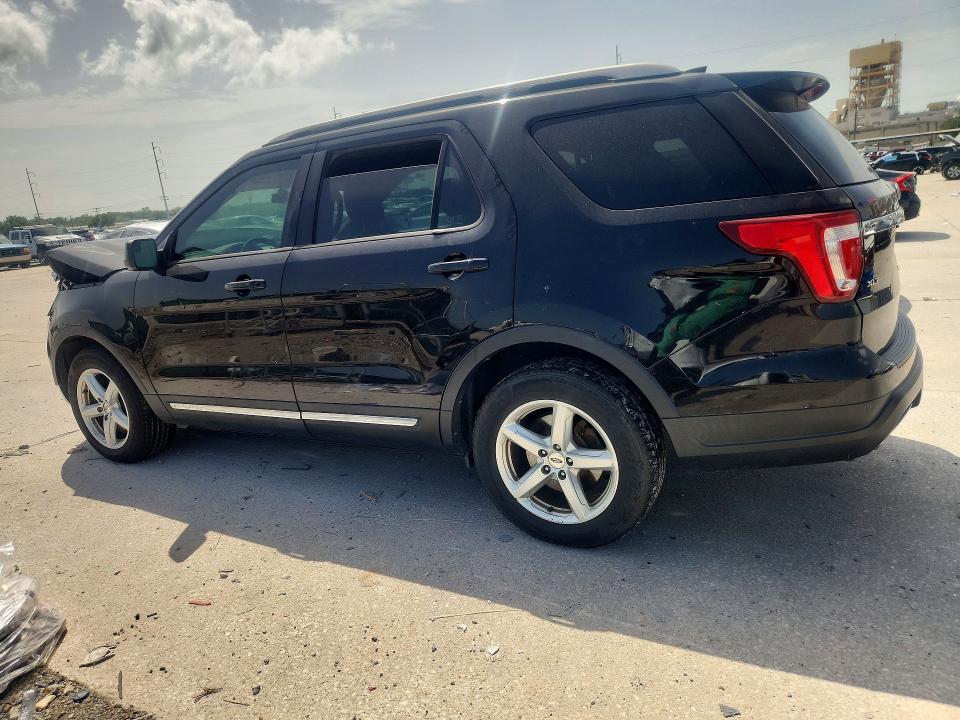 Photo 2 from auction – 2018 FORD EXPLORER with VIN 1FM5K7D86JGB84907