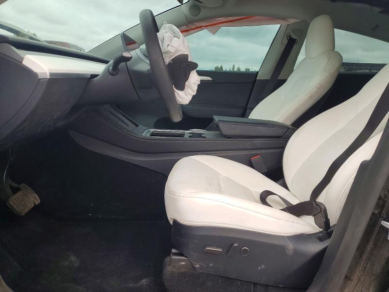 Foto 7 de la subasta – 2024 TESLA MODEL Y con VIN 7SAYGDED9RF184437