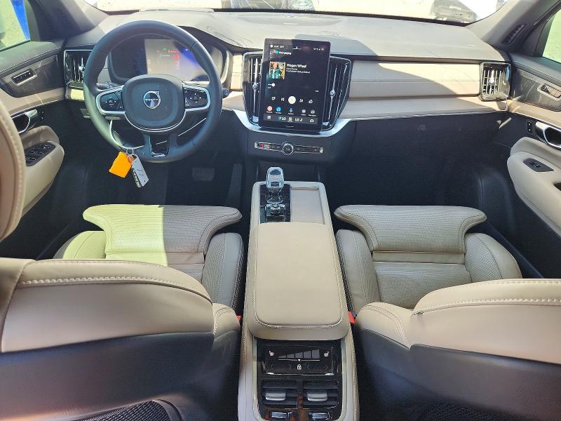 Photo 8 from auction – 2025 VOLVO XC90 with VIN YV4H60PG2S1376665
