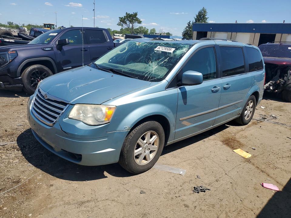 2010 CHRYSLER TOWN & COUNTRY - Търг №62129506