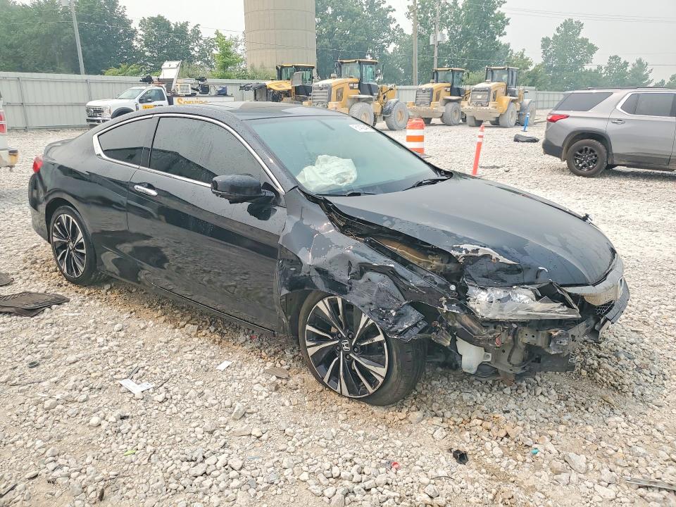 Photo 4 from auction – 2017 HONDA ACCORD with VIN 1HGCT1B83HA007805