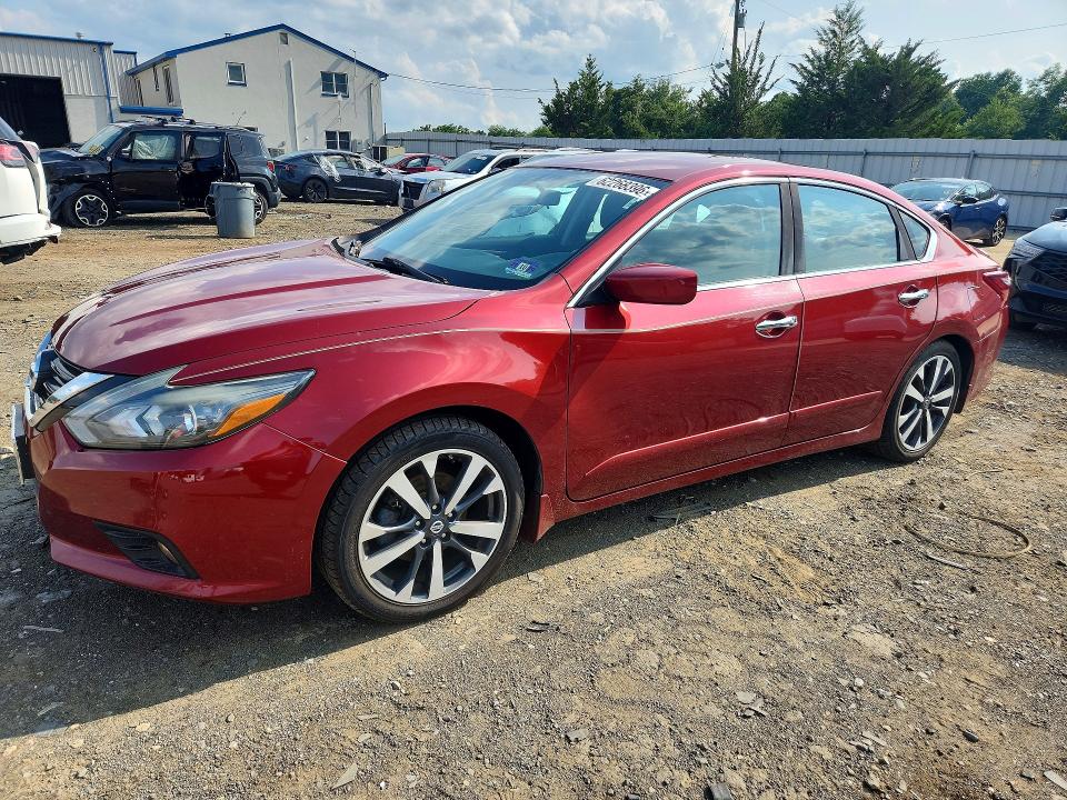 NISSAN ALTIMA 2017 with VIN 1N4AL3AP1HC137652 - Photo from auction