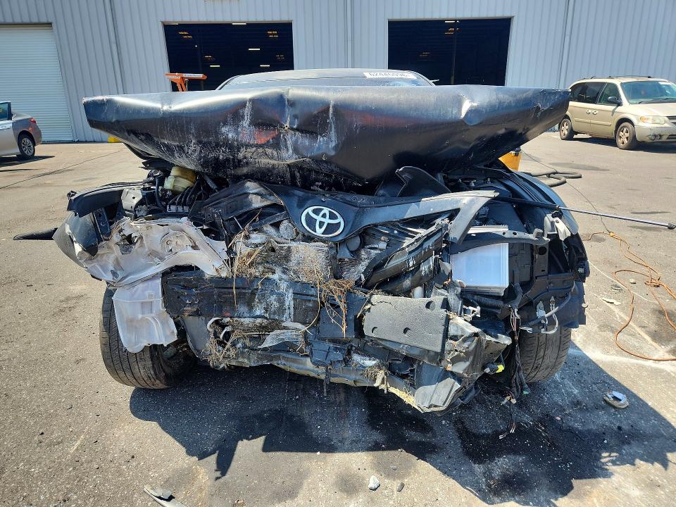 Photo 5 from auction – 2011 TOYOTA CAMRY with VIN 4T1BF3EK4BU134097
