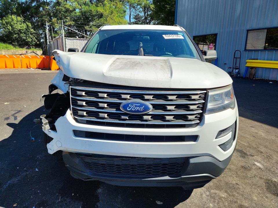 Photo 5 from auction – 2017 FORD EXPLORER with VIN 1FM5K8B85HGD49459