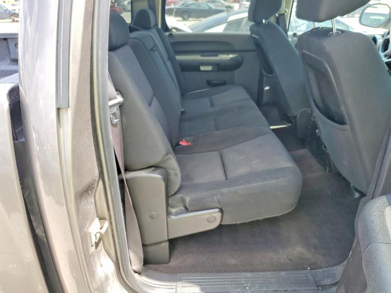 Photo 10 from auction – 2012 CHEVROLET SILVERADO with VIN 1GCPKSE76CF187918