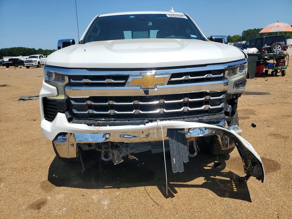 Photo 5 from auction – 2023 CHEVROLET SILVERADO with VIN 1GCUDGE83PZ285604