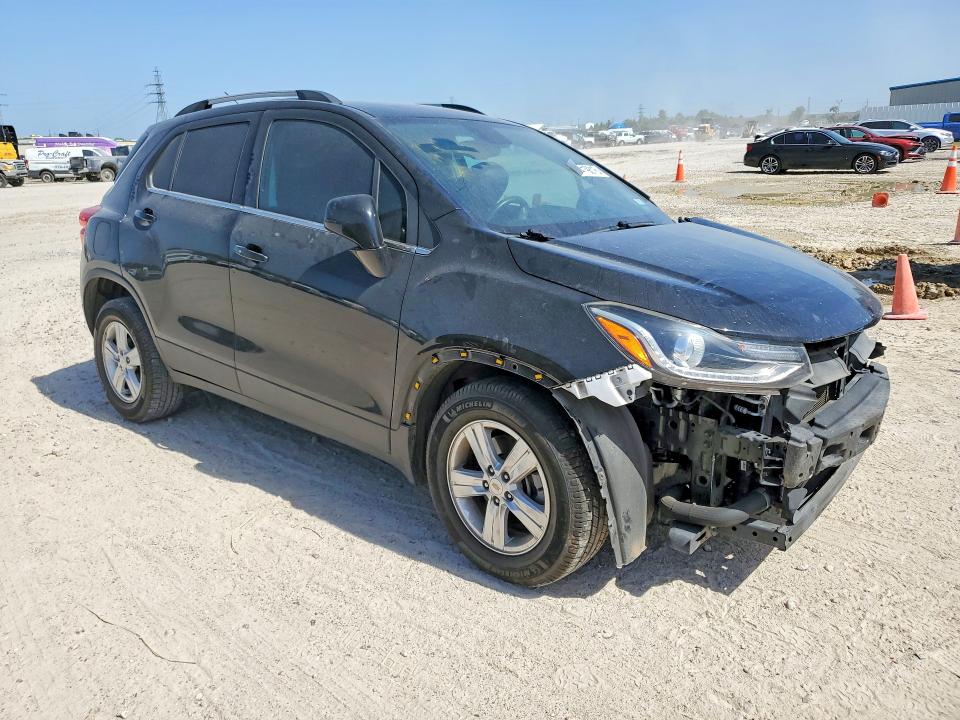 Photo 4 from auction – 2020 CHEVROLET TRAX with VIN KL7CJLSB1LB339253