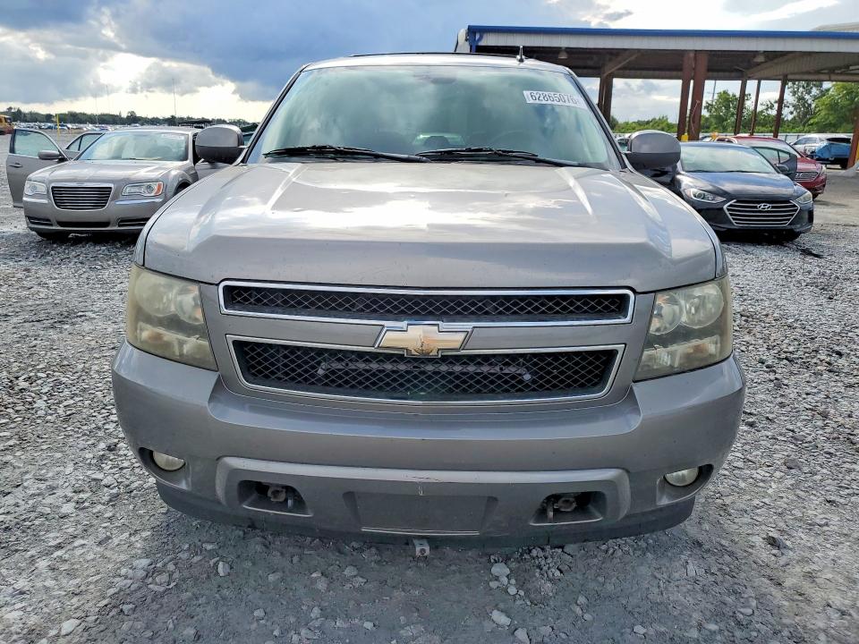 Photo 5 from auction – 2008 CHEVROLET TAHOE with VIN 1GNFC13018R210477