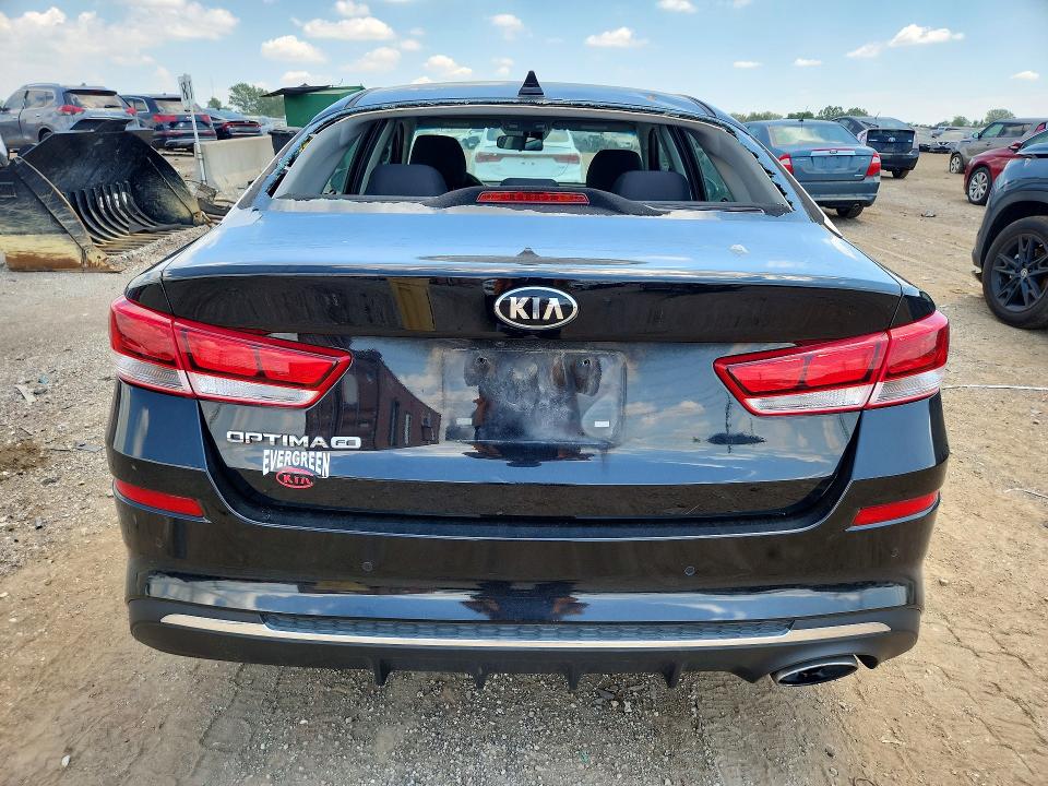 Photo 6 from auction – 2019 KIA OPTIMA with VIN 5XXGT4L36KG310349