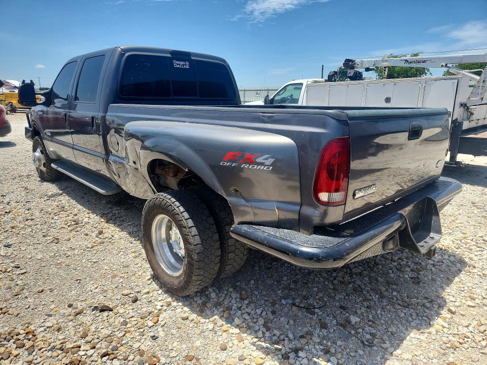 Photo 2 from auction – 2006 FORD F350 with VIN 1FTWW33P26EC54596