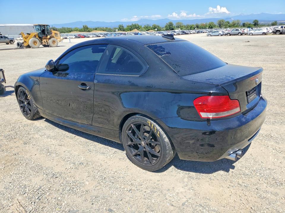 Photo 2 from auction – 2011 BMW 135 with VIN WBAUC9C53BVM10704