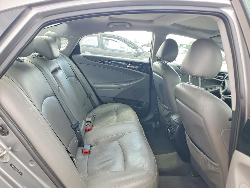 Photo 10 from auction – 2012 HYUNDAI SONATA with VIN 5NPEC4ABXCH477143