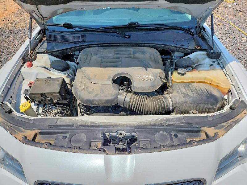 Photo 11 from auction – 2015 CHRYSLER 300 with VIN 2C3CCAAG0FH766602