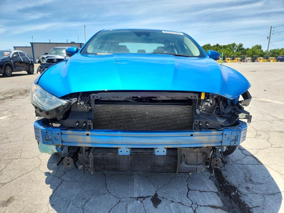 Photo 5 from auction – 2019 FORD FUSION with VIN 3FA6P0HD3KR285718