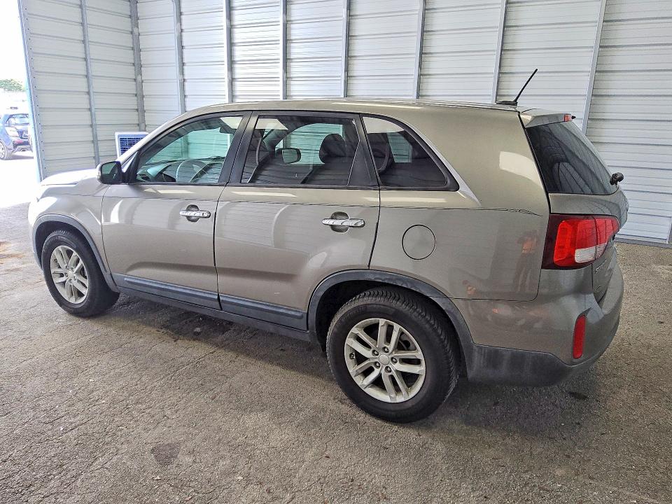 Photo 2 from auction – 2014 KIA SORENTO with VIN 5XYKT3A66EG507376