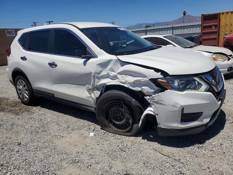 Photo 4 from auction – 2018 NISSAN ROGUE with VIN 5N1AT2MT6JC714819