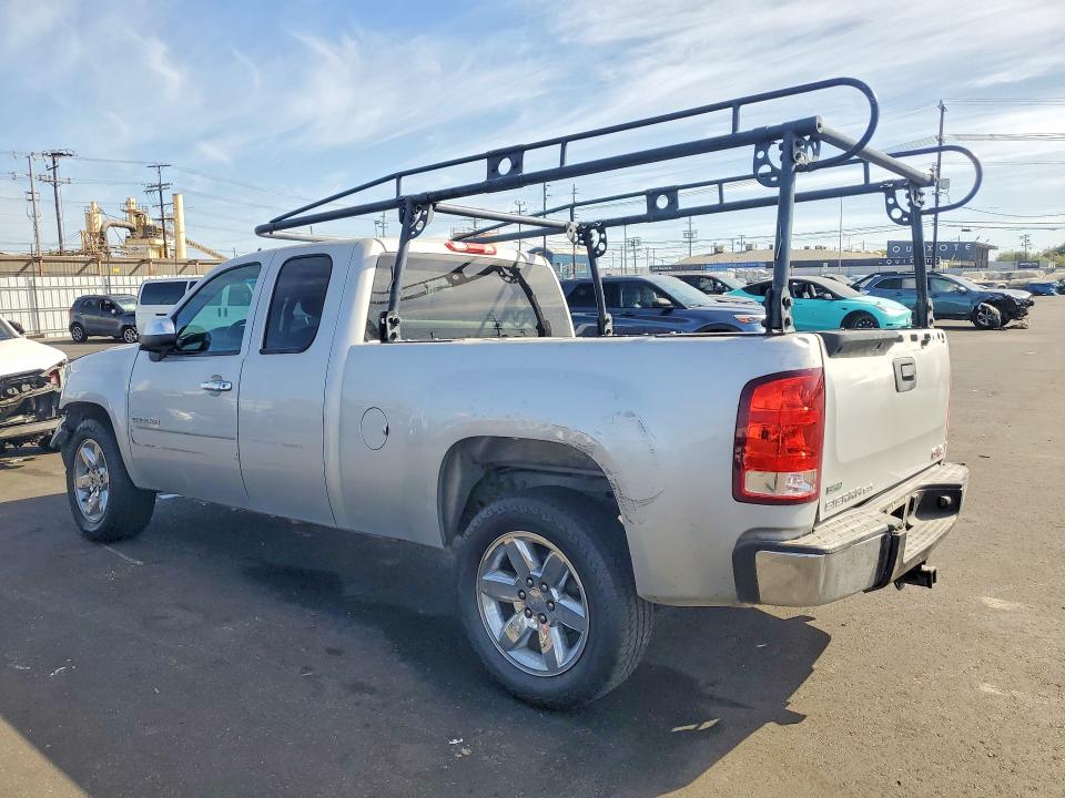 صورة رقم 2 من المزاد - 2012 GMC SIERRA مع VIN 1GTR1VE00CZ159093