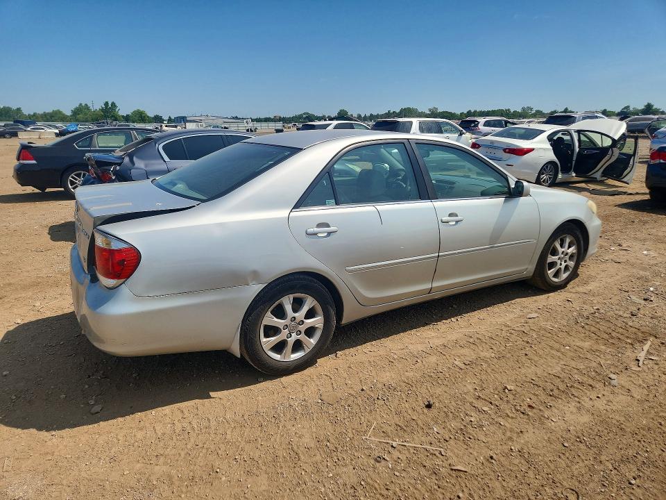 Photo 3 from auction – 2005 TOYOTA CAMRY with VIN 4T1BF30K65U087893
