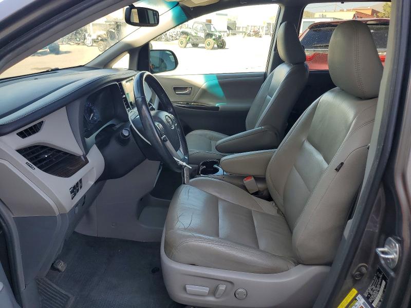 Photo 7 from auction – 2017 TOYOTA SIENNA with VIN 5TDYZ3DC1HS857578