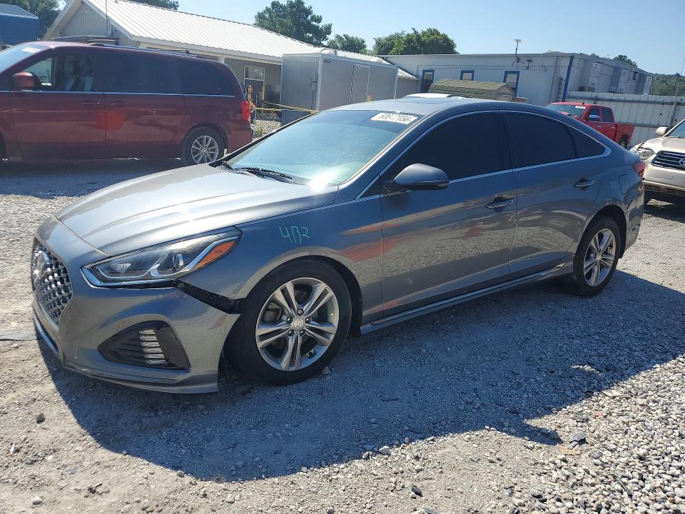 Photo 1 from auction – 2019 HYUNDAI SONATA with VIN 5NPE34AF6KH765971