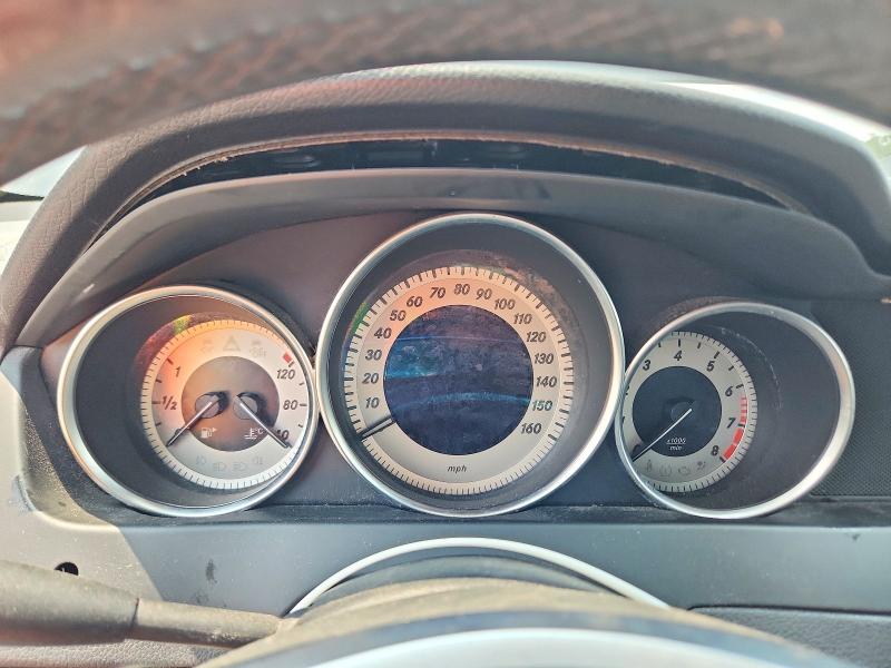 Photo 9 from auction – 2012 MERCEDES-BENZ C with VIN WDDGF4HB3CA609467