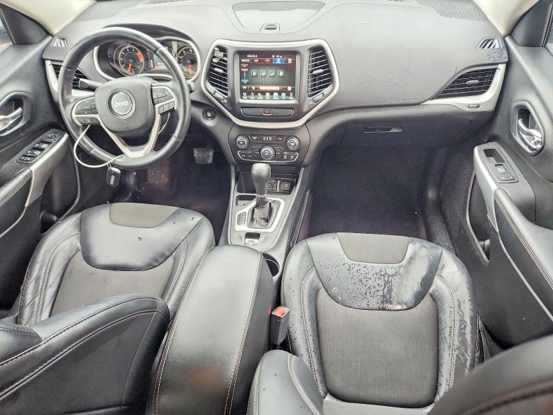 Photo 8 from auction – 2018 JEEP CHEROKEE with VIN 1C4PJLLXXJD580700